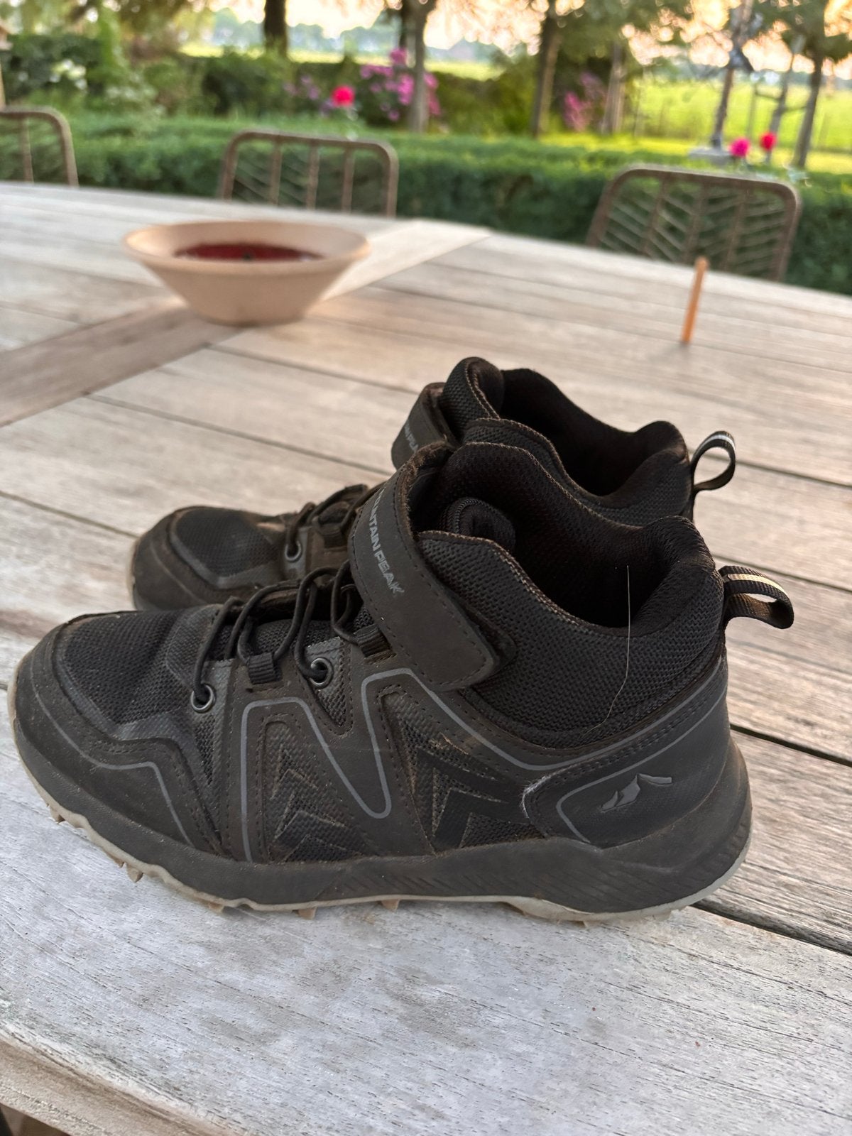 Zwarte Mountain Peak wandelschoenen maat 33, Ophalen, Gebruikt, Schoenen