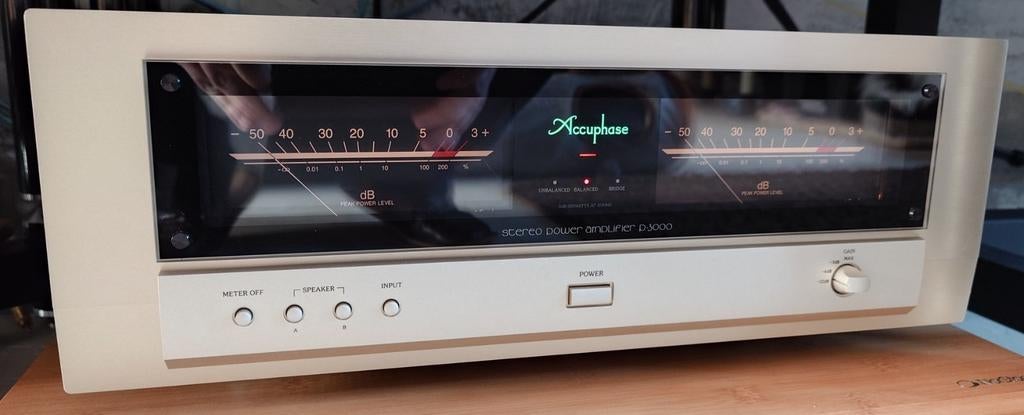 Accuphase P-3000 eindversterker, Gebruikt, 120 watt of meer, Stereo, Ophalen