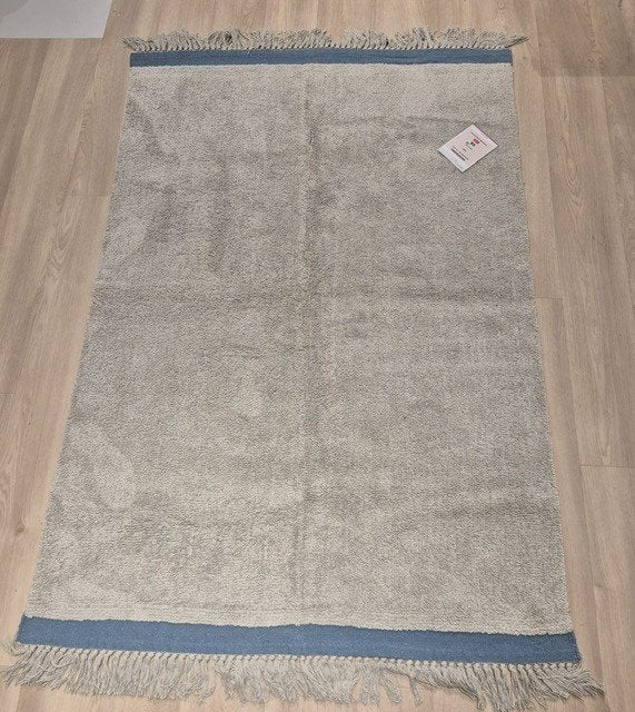 Vloerkleed Tapis Petit Misty Blue 170x120cm, Ophalen of Verzenden, Zo goed als nieuw, Kleed of Kussen