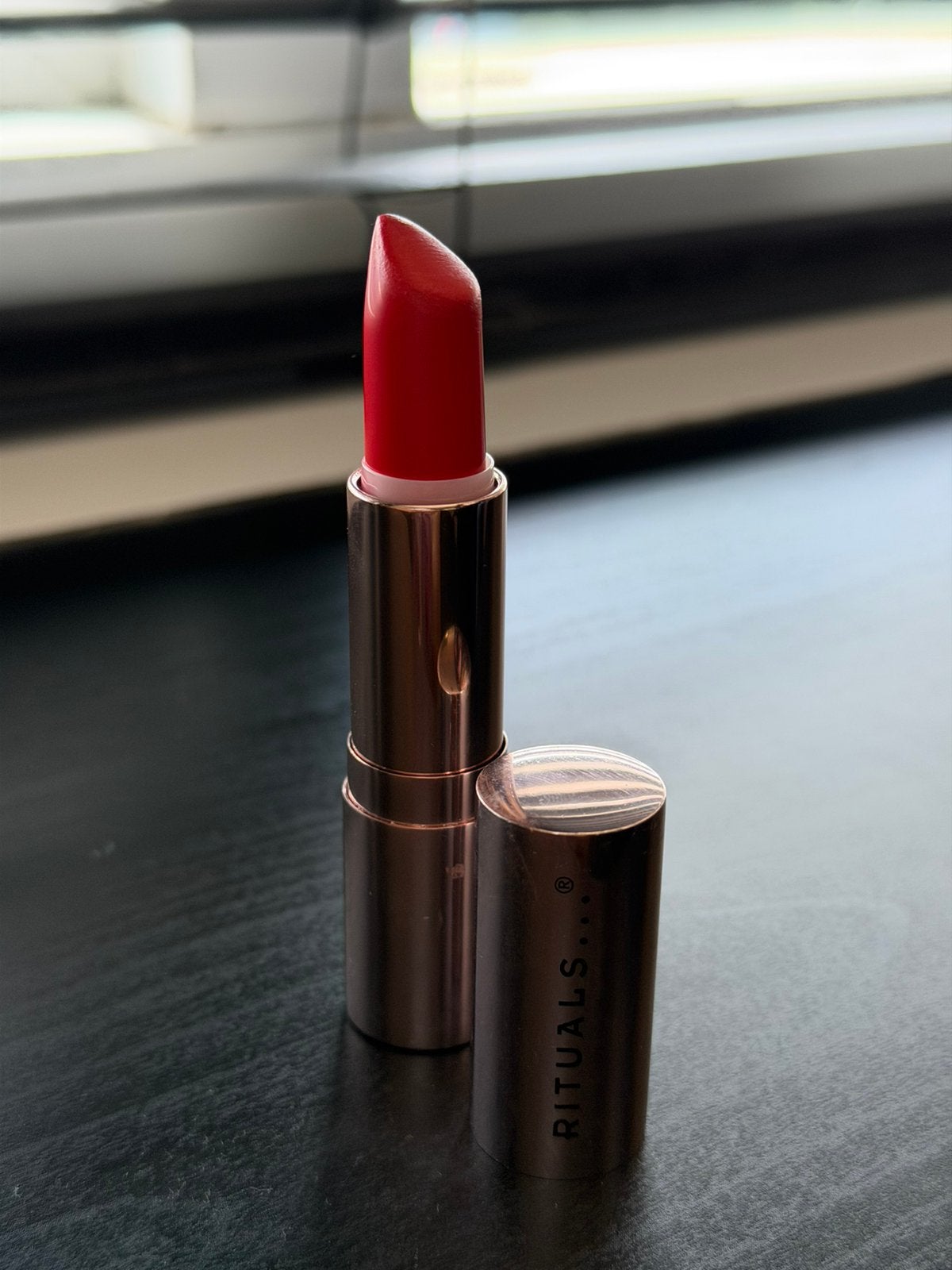 Rituals lippenstift: tangerine red, Ophalen of Verzenden, Zo goed als nieuw, Rood, Lippen