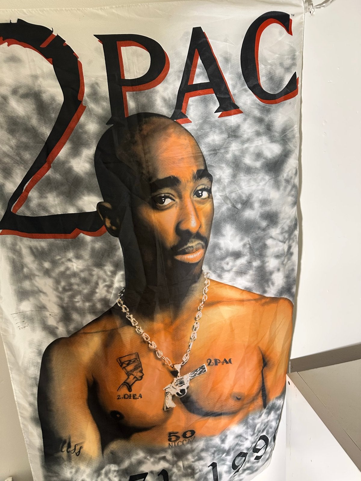 2Pac Tupac Shakur Wandkleed / Vlag - Vintage Hip-Hop Decorat, Verzamelen, Muziek, Artiesten en Beroemdheden, Ophalen of Verzenden