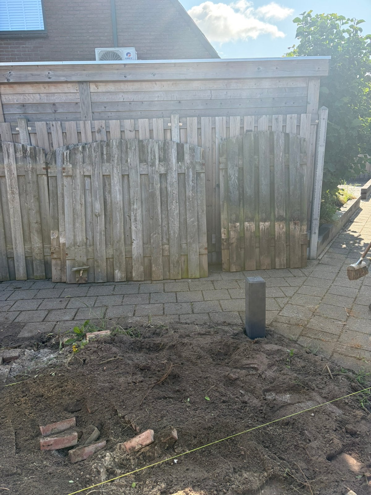 Gratis ophalen incl 5 hardhouten palen, Ophalen, Zo goed als nieuw, Hout, 1 tot 2 meter
