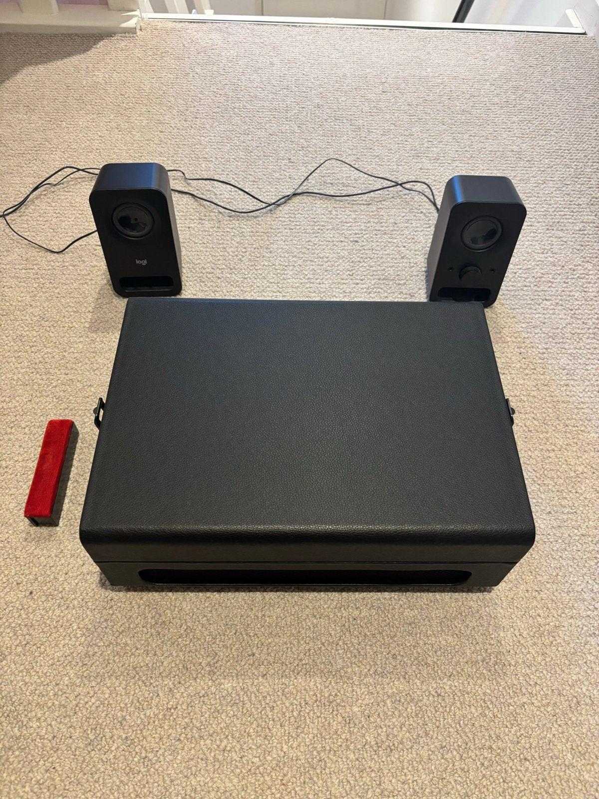 Fenton platenspeler met Logitech speakers, Overige merken, Gebruikt, Ophalen of Verzenden, USB-aansluiting