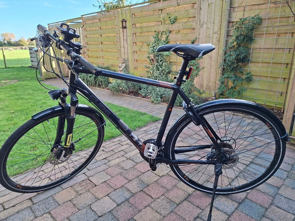 Cube Delhi pro Trekking Heren Fiets, 28 inch, Gebruikt, Vering, 57 tot 61 cm