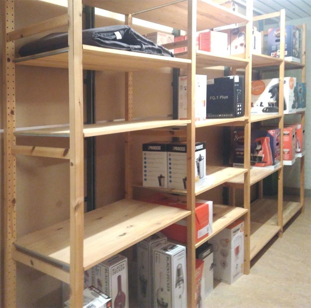 Ivar hoekkasten stellingkasten boekenkasten, Ophalen