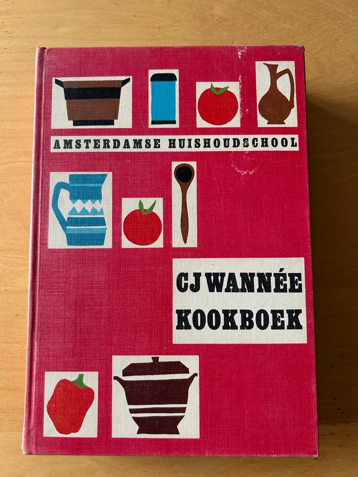 CJ Wannée Kookboek - Amsterdamse Huishoudschool, Boeken, Ophalen of Verzenden, Gelezen, Hoofdgerechten