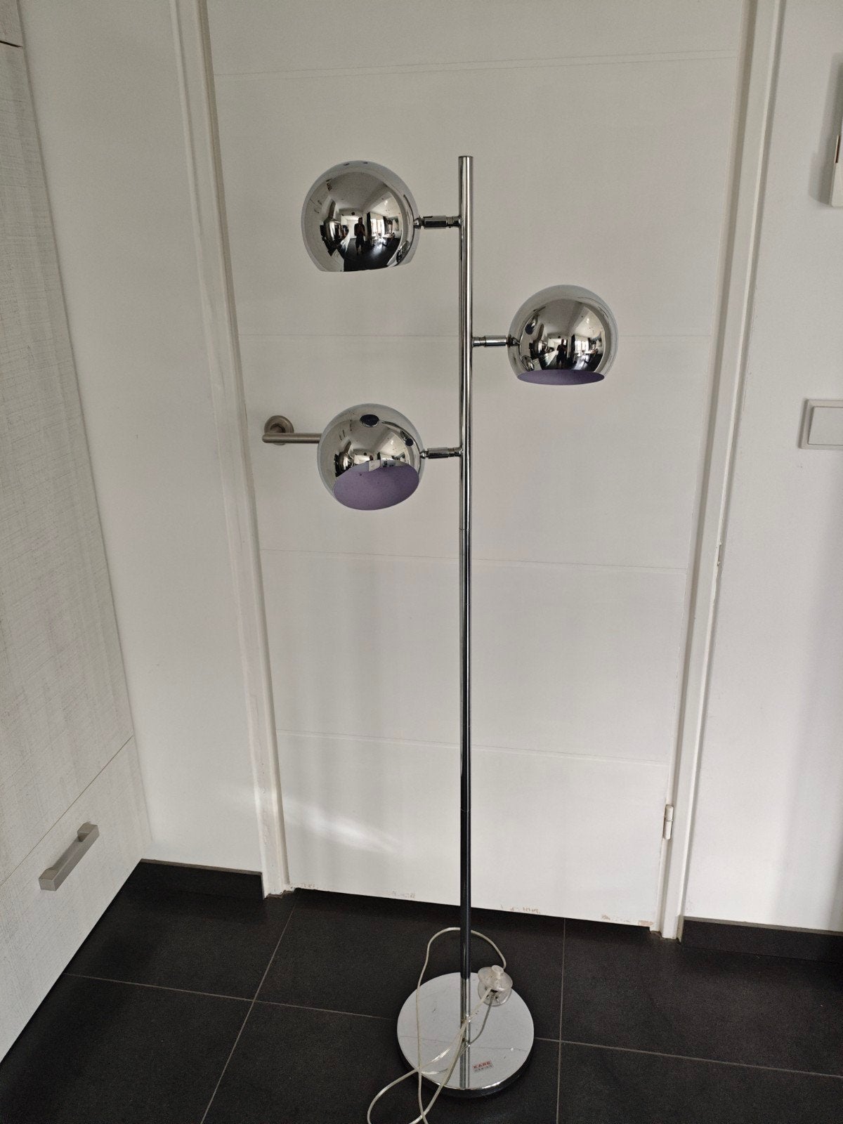 Kare Design staande lamp met 3 chromen bollen, Ophalen, Gebruikt, E14 (klein), Metaal