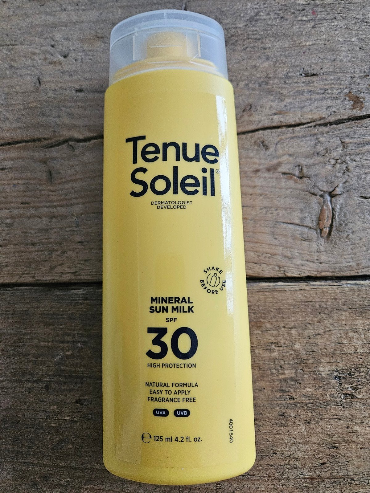 Tenue Soleil mineral sunmilk 30 SPF 125 ml. Nieuw, Sieraden, Tassen en Uiterlijk, Uiterlijk | Lichaamsverzorging, Ophalen of Verzenden