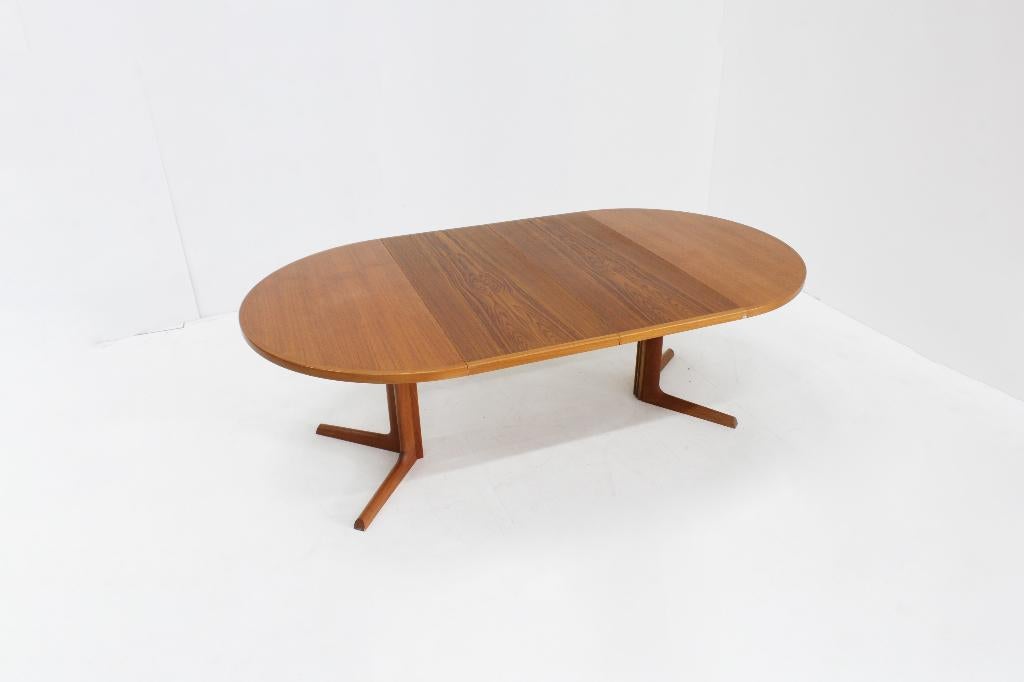 Vintage Deense ronde uitschuifbare eettafel tafel Gudme, 200 cm of meer, Scandinavisch, Zo goed als nieuw, Vijf personen of meer