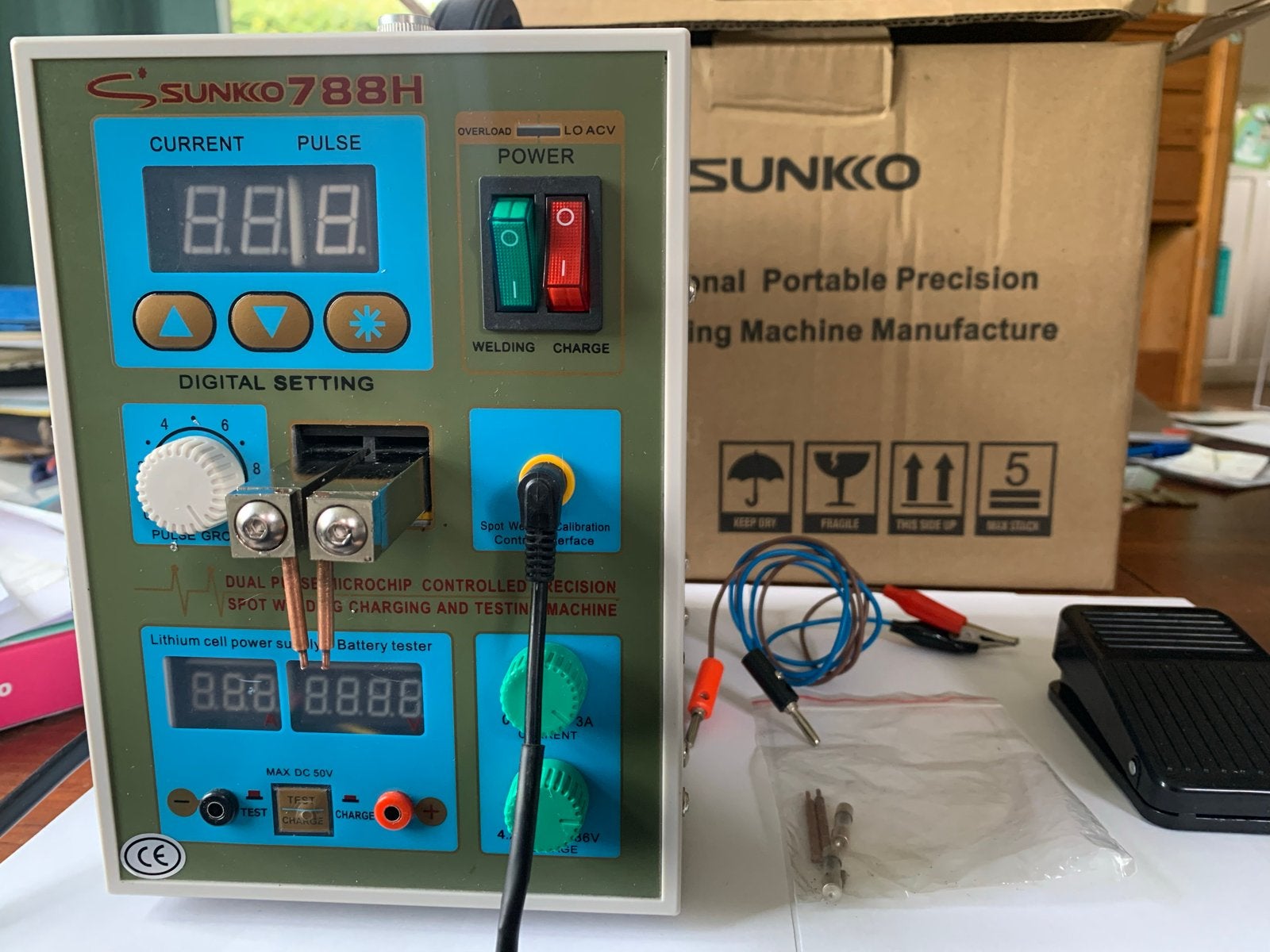 Sunko 788H Puntlasapparaat met Acculader, Ophalen of Verzenden, Zo goed als nieuw, Minder dan 150 ampère, Overige typen