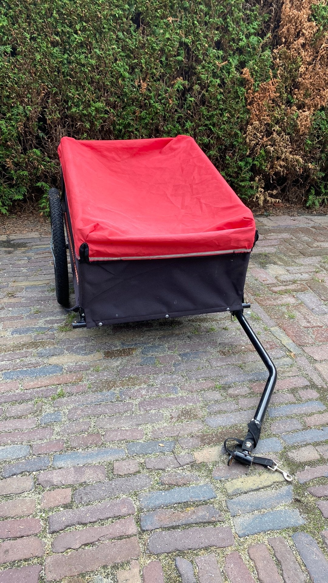 Nette fietskar met dekzeil, Ophalen, Zo goed als nieuw