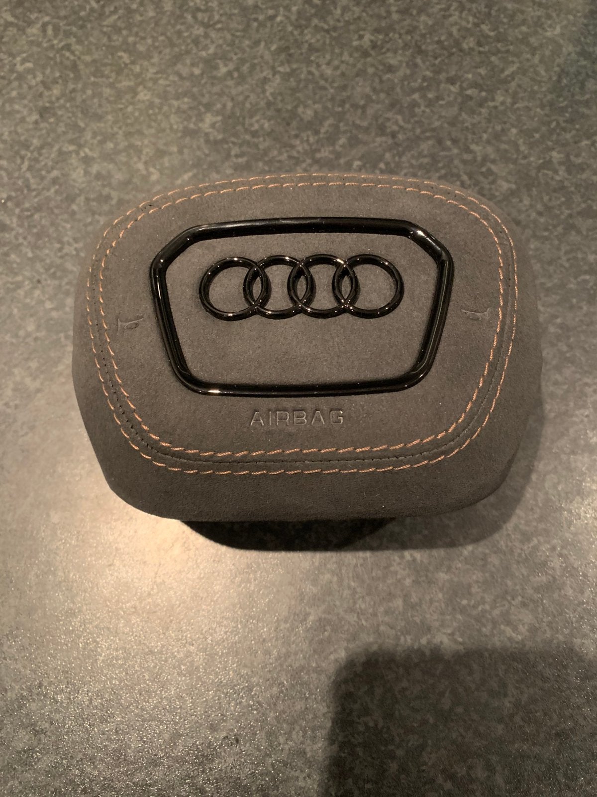 Audi A4/a5 b9 alcantara airbag cover nieuw, Auto-onderdelen, Ophalen of Verzenden, Nieuw, Audi