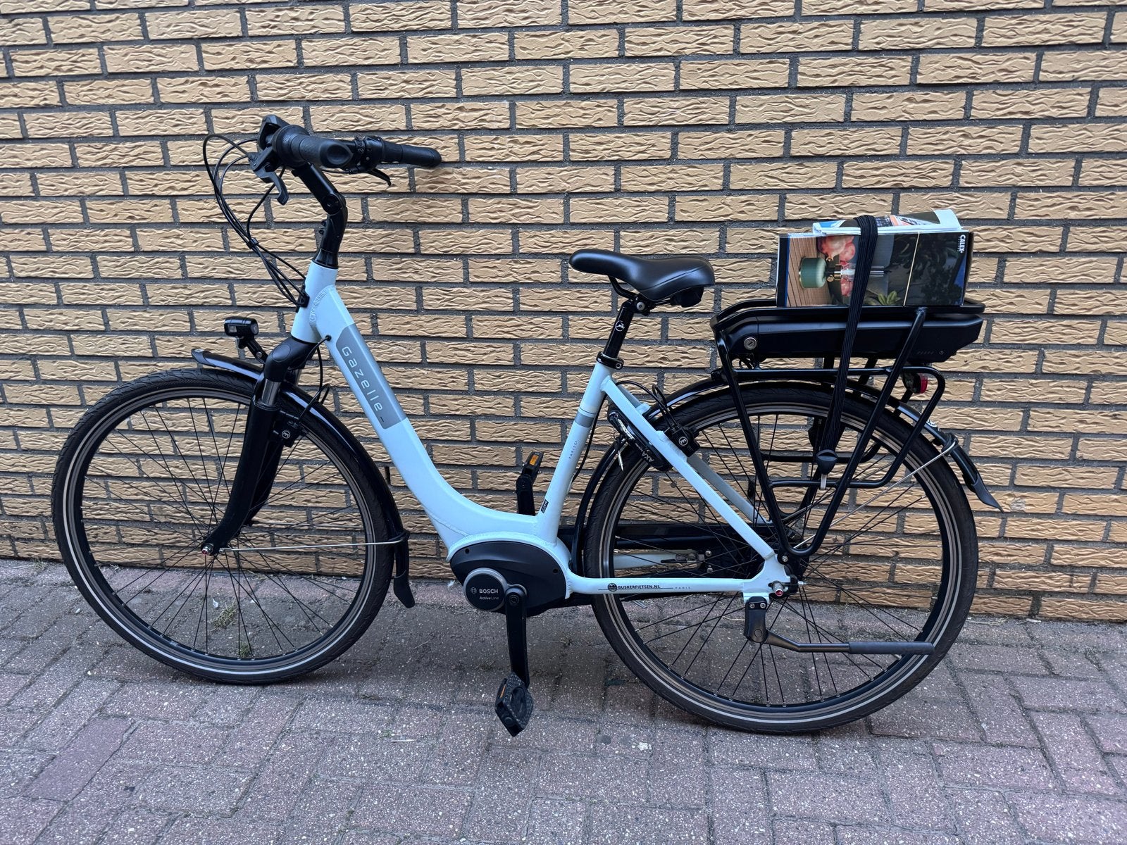 Gazelle Paris C7 E-bike - Slechts 1933km gereden!, Ophalen, Zo goed als nieuw, 30 tot 50 km per accu, Gazelle