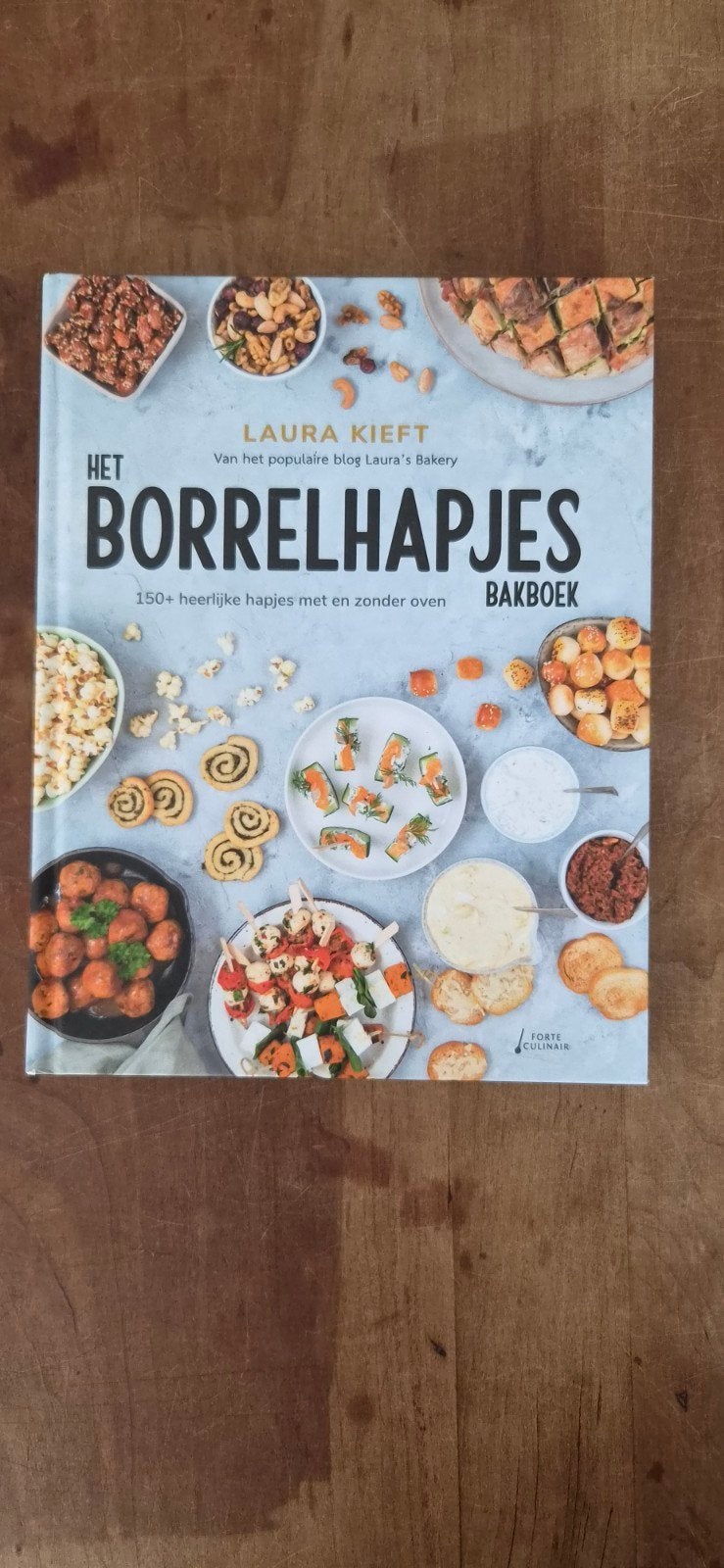 Het Borrelhapjes Bakboek - Laura Kieft, Overige typen, Ophalen of Verzenden, Zo goed als nieuw, Laura Kieft