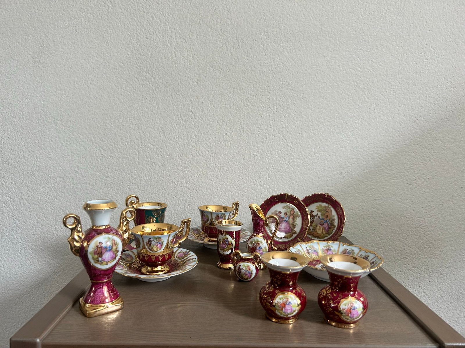 Limoges Frankrijk miniatuur porselein servies, Ophalen