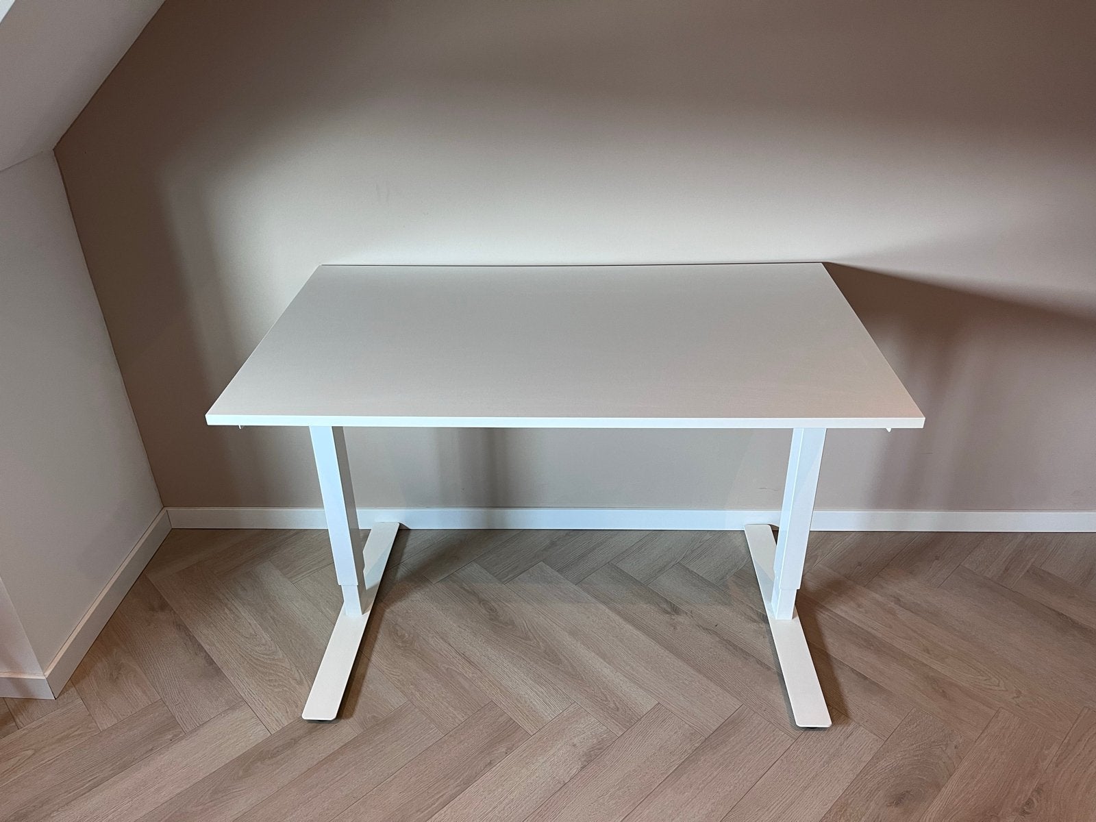 IKEA Trotten Zit-sta bureau, Ophalen, Zit-sta bureau, 120 cm, Spaanplaat of MDF