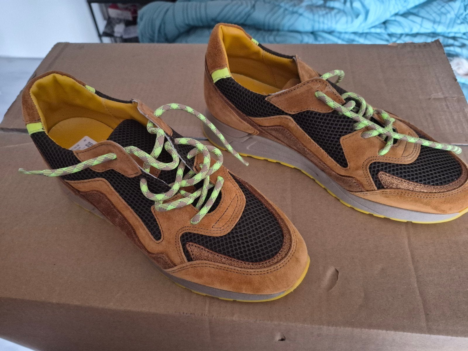 Nieuwe Piedi nudi Sneakers mt 42, Kleding | Dames, Schoenen, Bruin, Piedi nudi, Nieuw, Ophalen of Verzenden