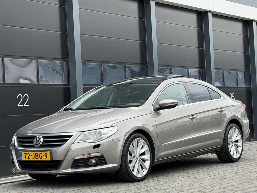 Volkswagen Passat CC 2.0 TDI Panorama Navi Clima PDC, Voorwielaandrijving, 4 cilinders, Bruin, 4 stoelen