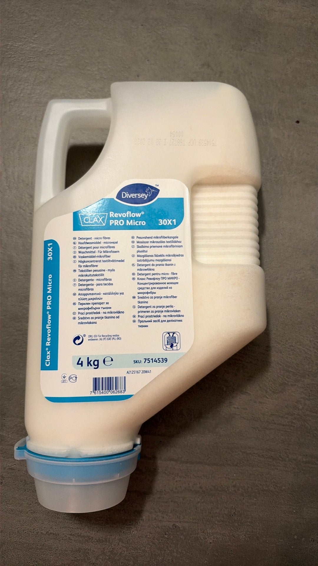 Diversey clax revoflow wasmiddel en wasverzachter, Ophalen