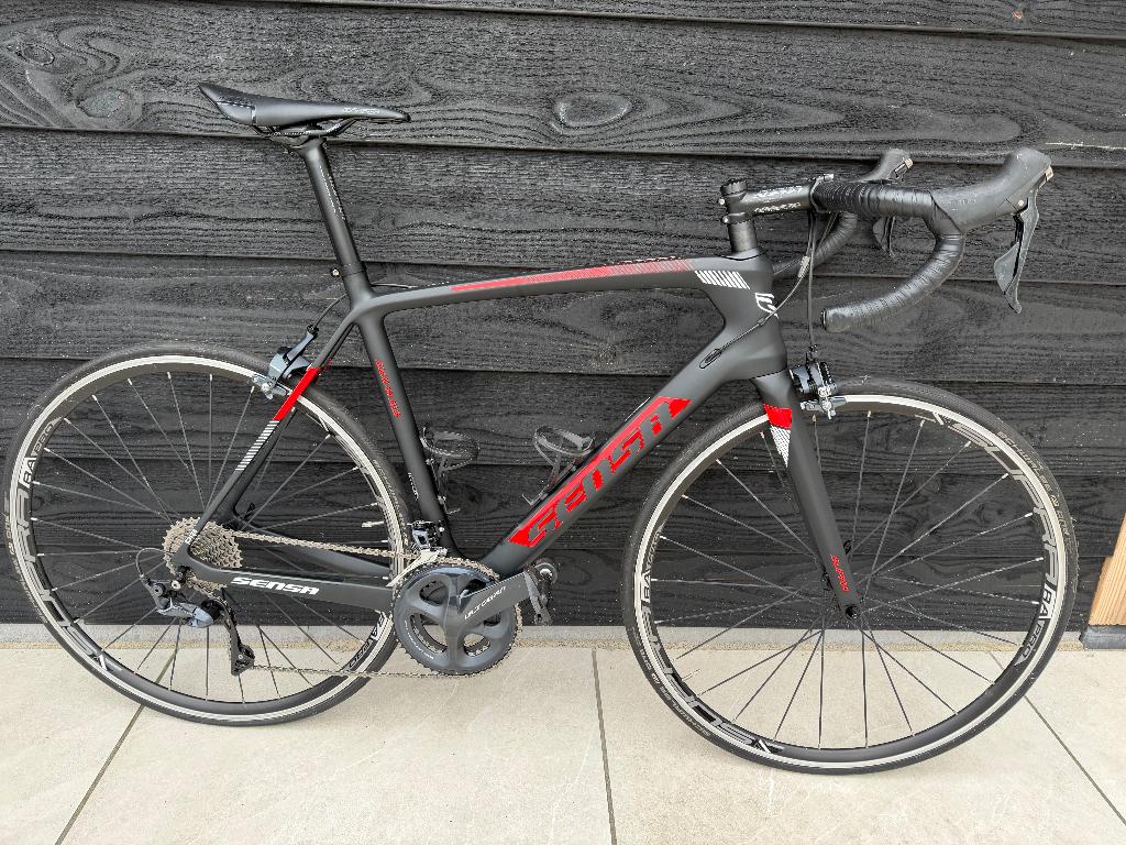 Sensa Giulia G3 Carbon, Mat Zwart, 55cm, Shimano Ultegra, 28 inch, Carbon, Zo goed als nieuw, Meer dan 20 versnellingen