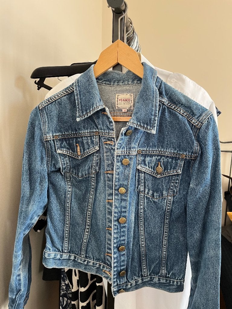 Denim jasje, Ophalen of Verzenden, Zo goed als nieuw, Meisje