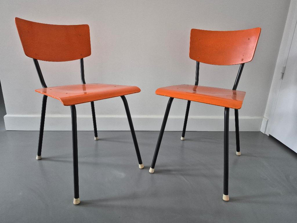 2 leuke vintage stoelen, keukenstoelen, Ophalen, Gebruikt, Twee, Overige kleuren