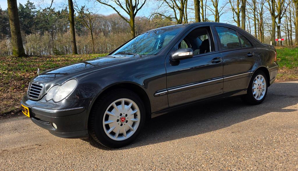Mercedes-Benz C-klasse 200 Kompressor - NL Auto -, Auto's, Gebruikt, 4 cilinders, 163 pk, Handgeschakeld