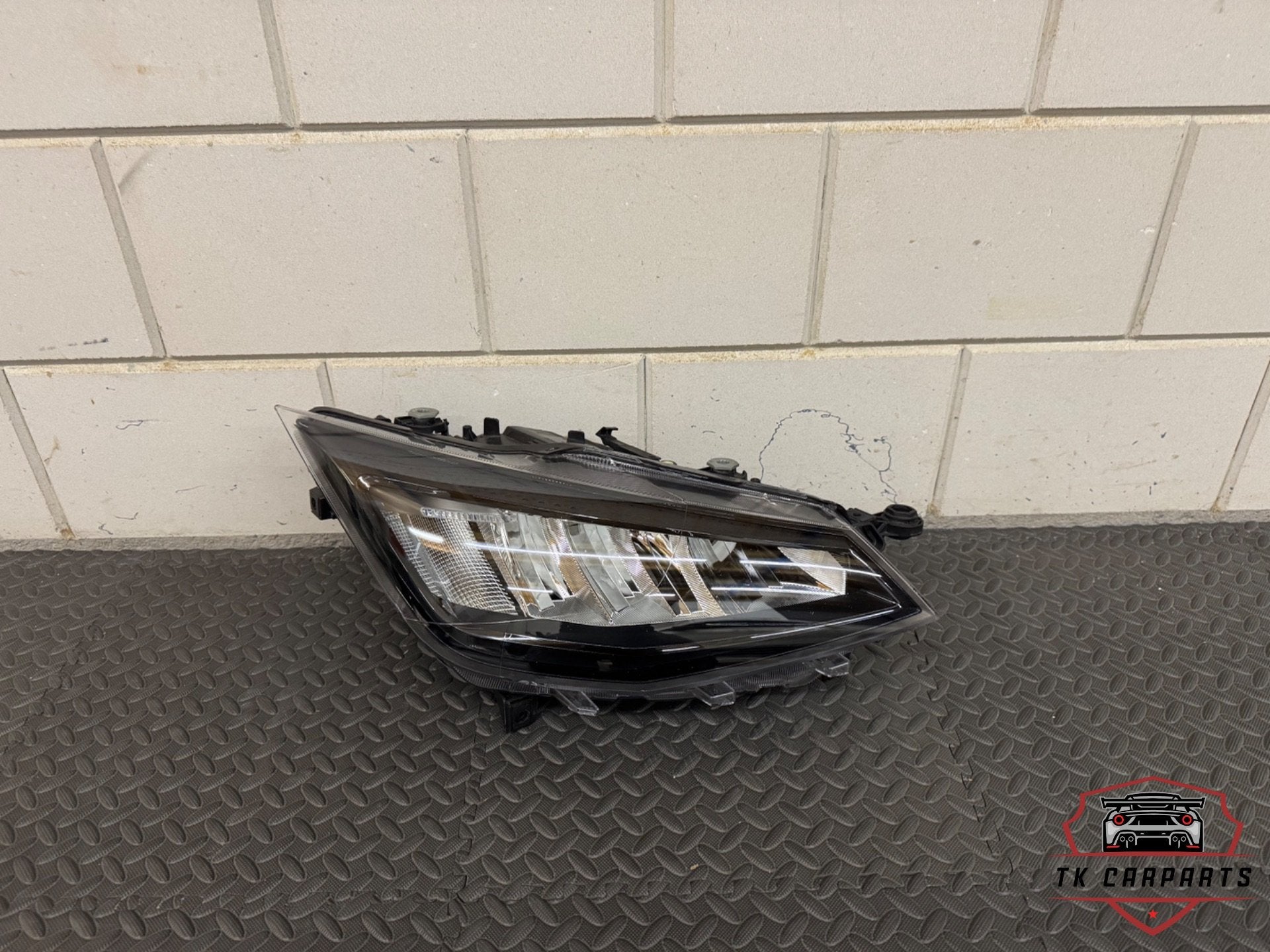 Seat ibiza 6f / Arona led koplamp R 6f1941006f, Auto-onderdelen, Verlichting, Autovia A-2, Km 585 585
08760  Martorell, ES, Nieuw