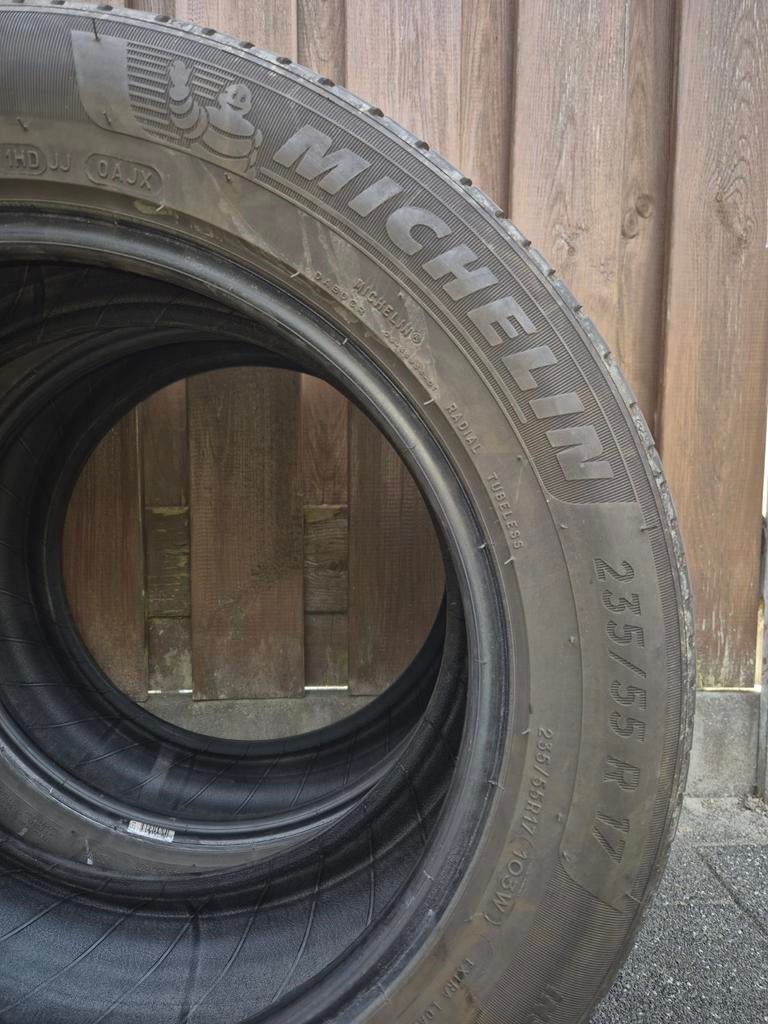 Michelin banden 235/55 R17 profiel 3-4 mm, Auto-onderdelen, Banden en Velgen, Ophalen, 17 inch, 235 mm, Band(en)