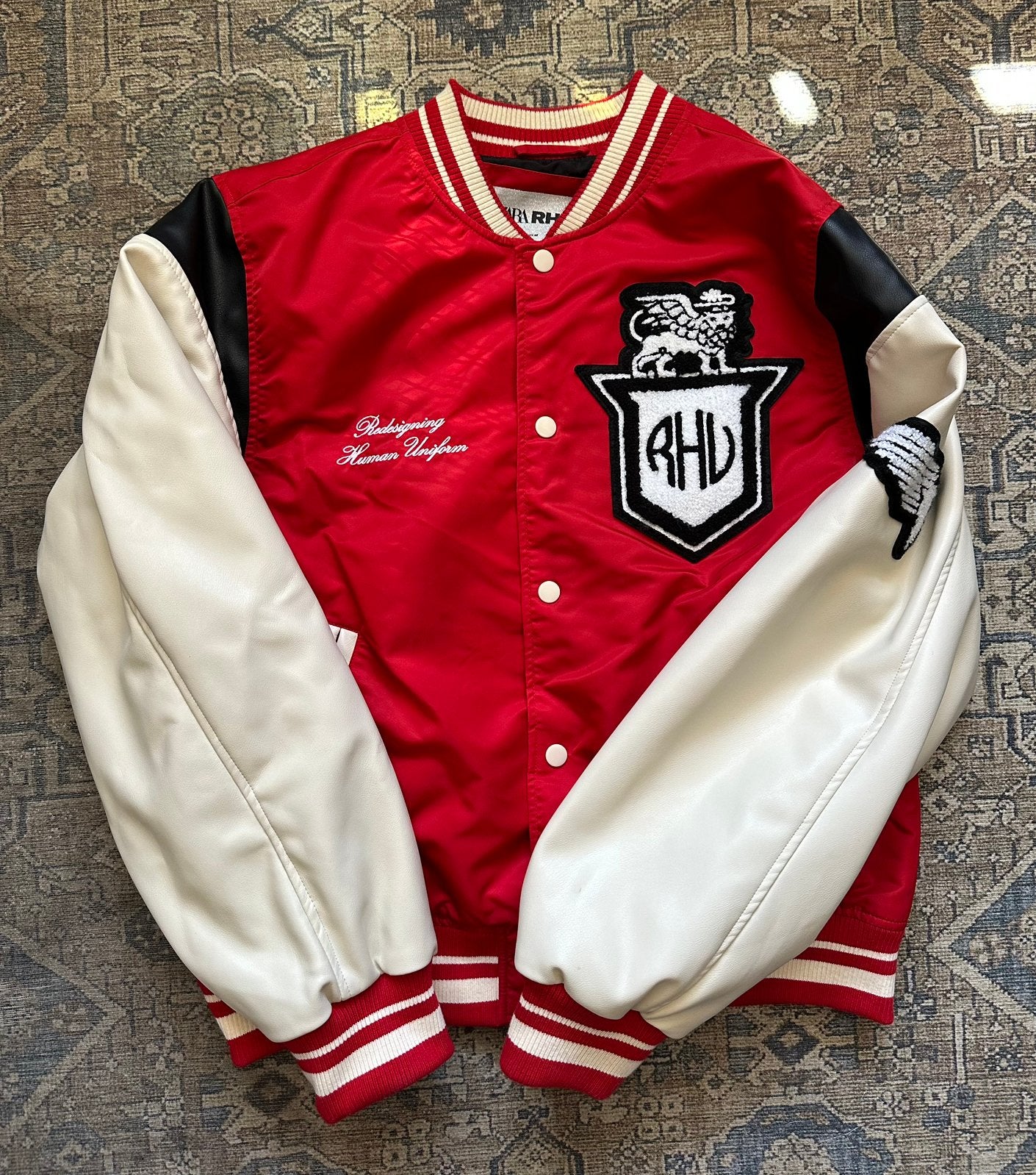 Zara Rhude Rhuigi varsity jacket, Kleding | Heren, Ophalen of Verzenden, Zo goed als nieuw, Maat 52/54 (L), Rood