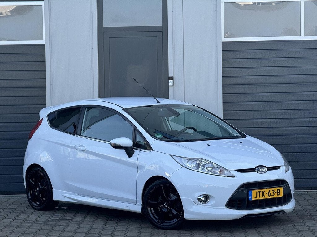 Ford Fiesta 1.6 Sport 120PK+ / ST Line, Auto's, 1596 cc, Stof, Gebruikt, Zwart