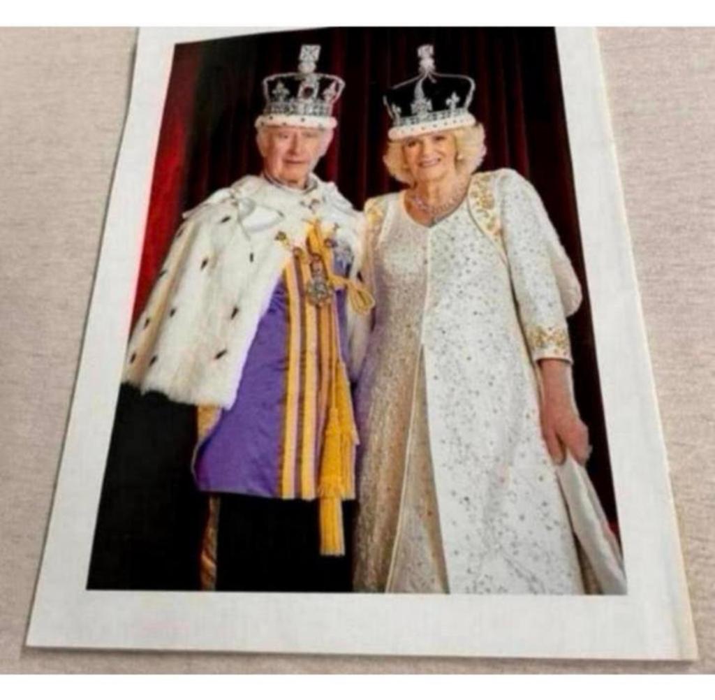 Country Life Magazine - THE KING'S CORONATION kroning koning, Verzamelen, Nieuw, Ophalen of Verzenden, H, H