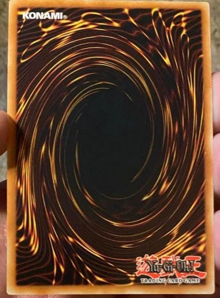 Yu-Gi-Oh! Mementotlan Ghattic MP25 1st Edition !, Ophalen of Verzenden, Zo goed als nieuw, Losse kaart, Foil