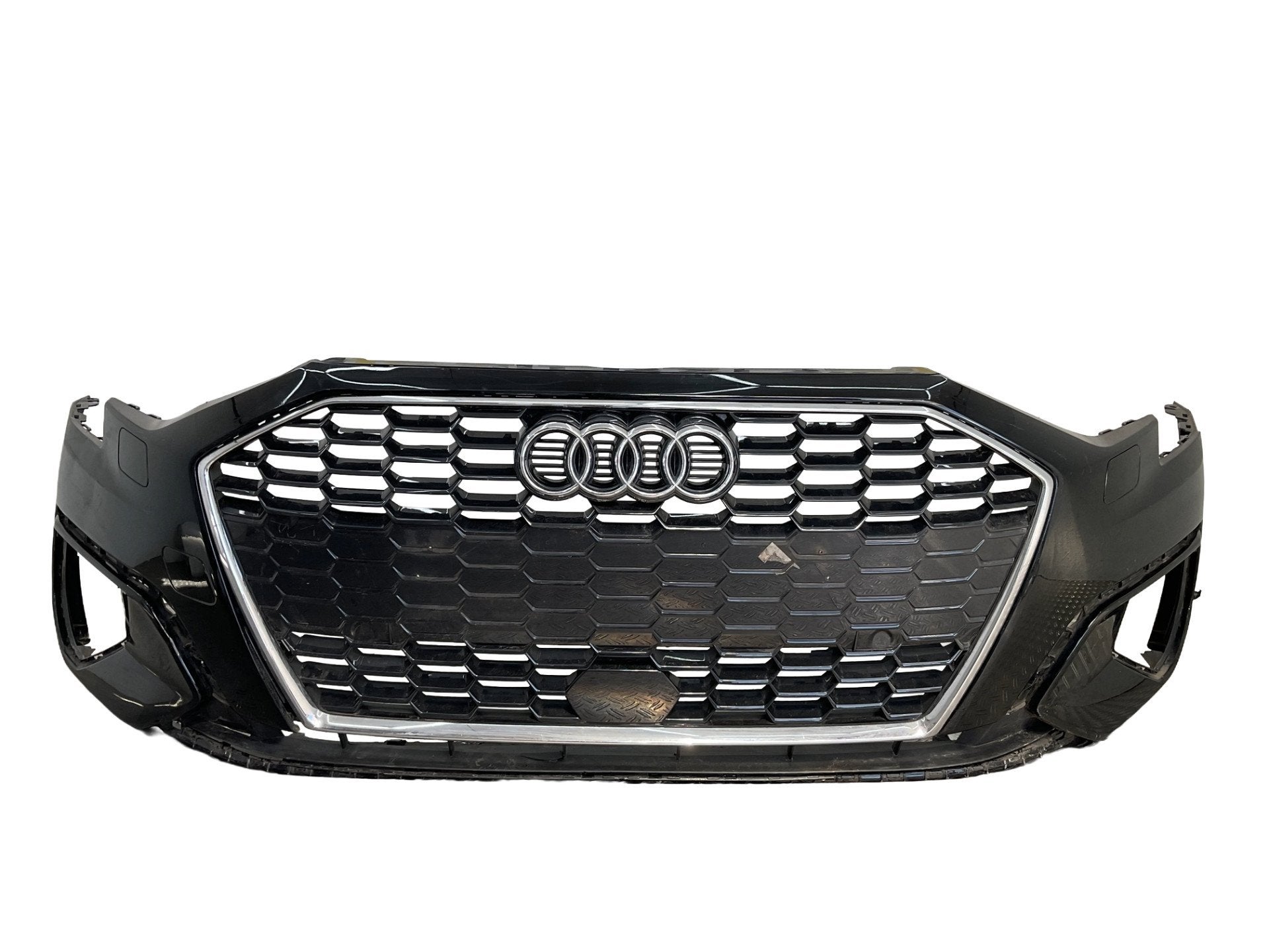 Bumper Audi A3 8Y 4xpdc kls 2022-2024 Voorbumper H4-20748, Gebruikt, AUDI AG, Auto-Union-Strasse 1
85045  Ingolstadt, DE, Kundenbetreuung@audi.de