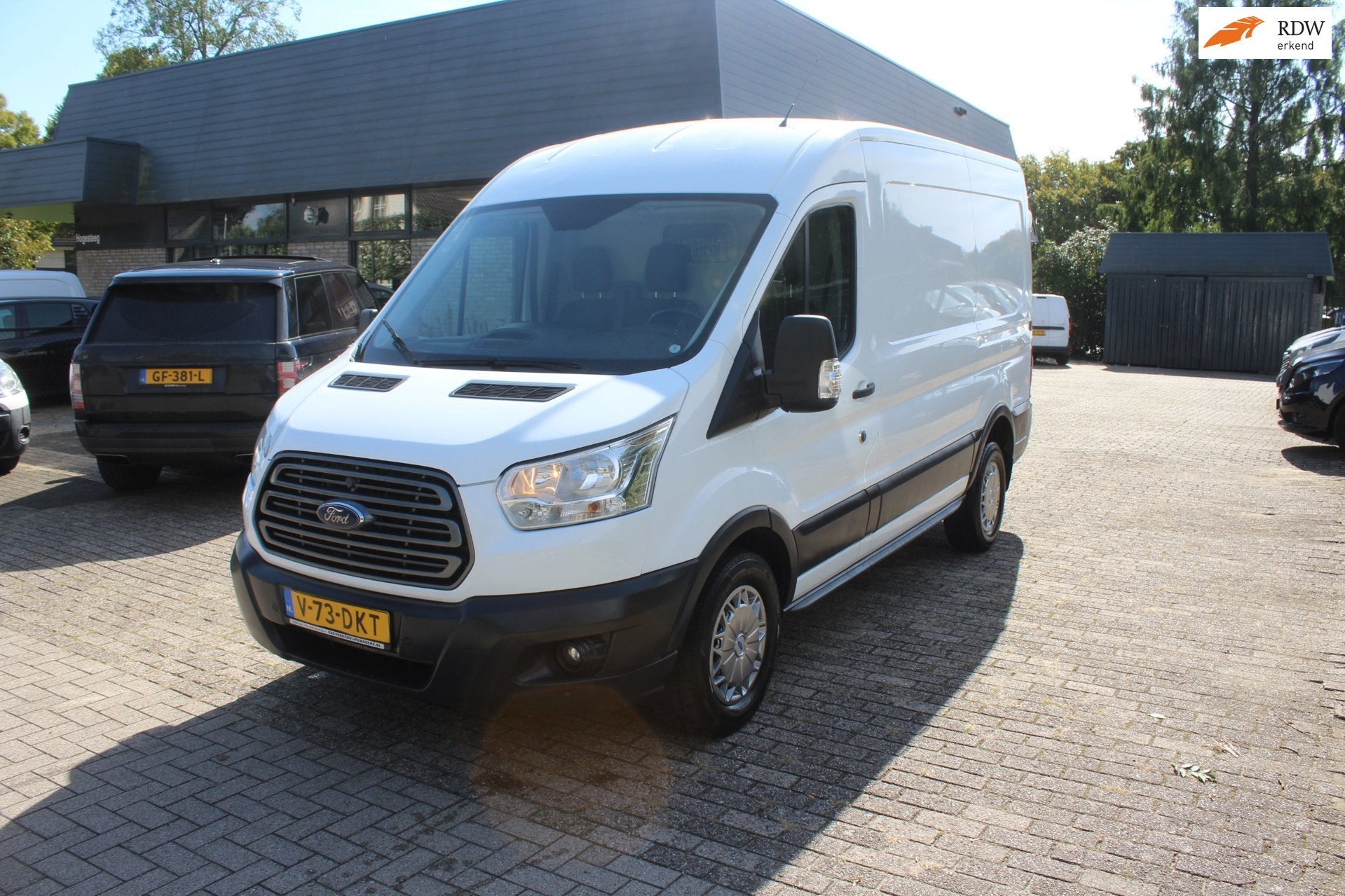 Ford Transit 350 2.0 TDCI L2H3 Trend, Voorwielaandrijving, 4 cilinders, 2800 kg, Wit