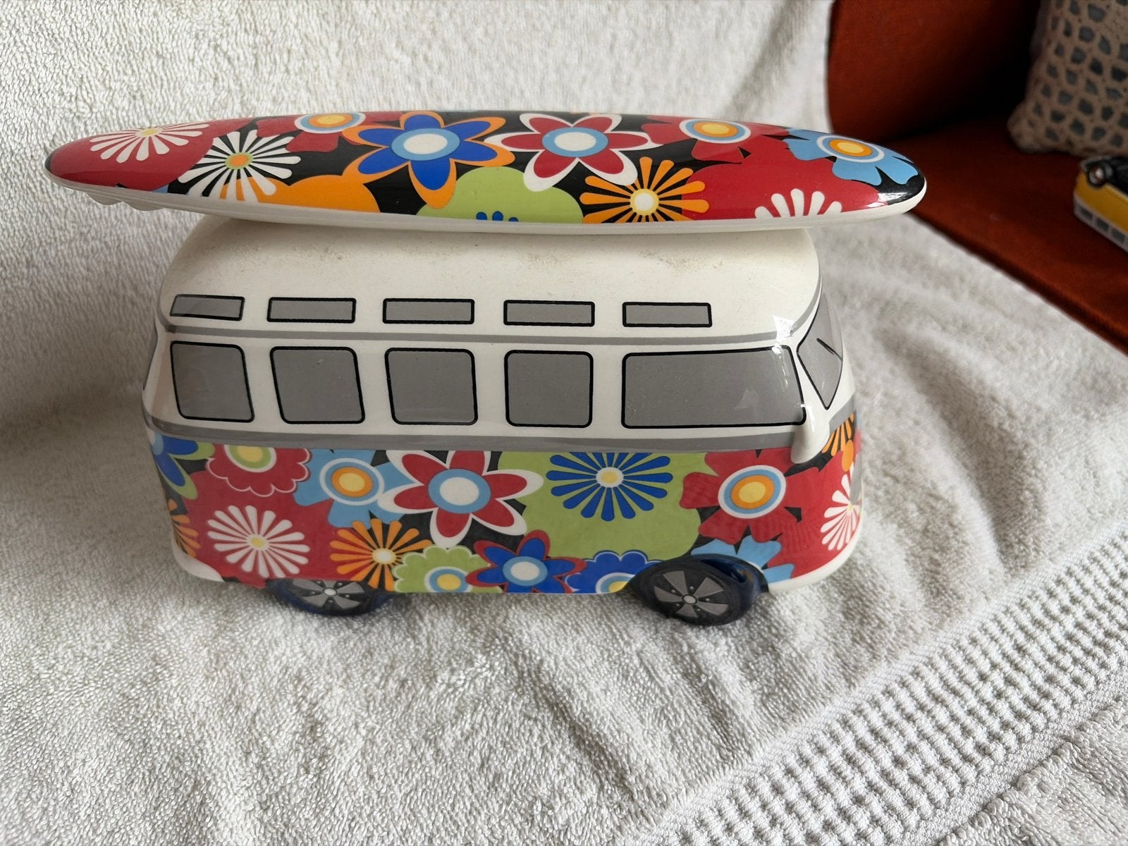 Bulli-Style VW Bus Spaarpot met Surfplank - Hippie Design, Verzamelen, Ophalen of Verzenden, Zo goed als nieuw