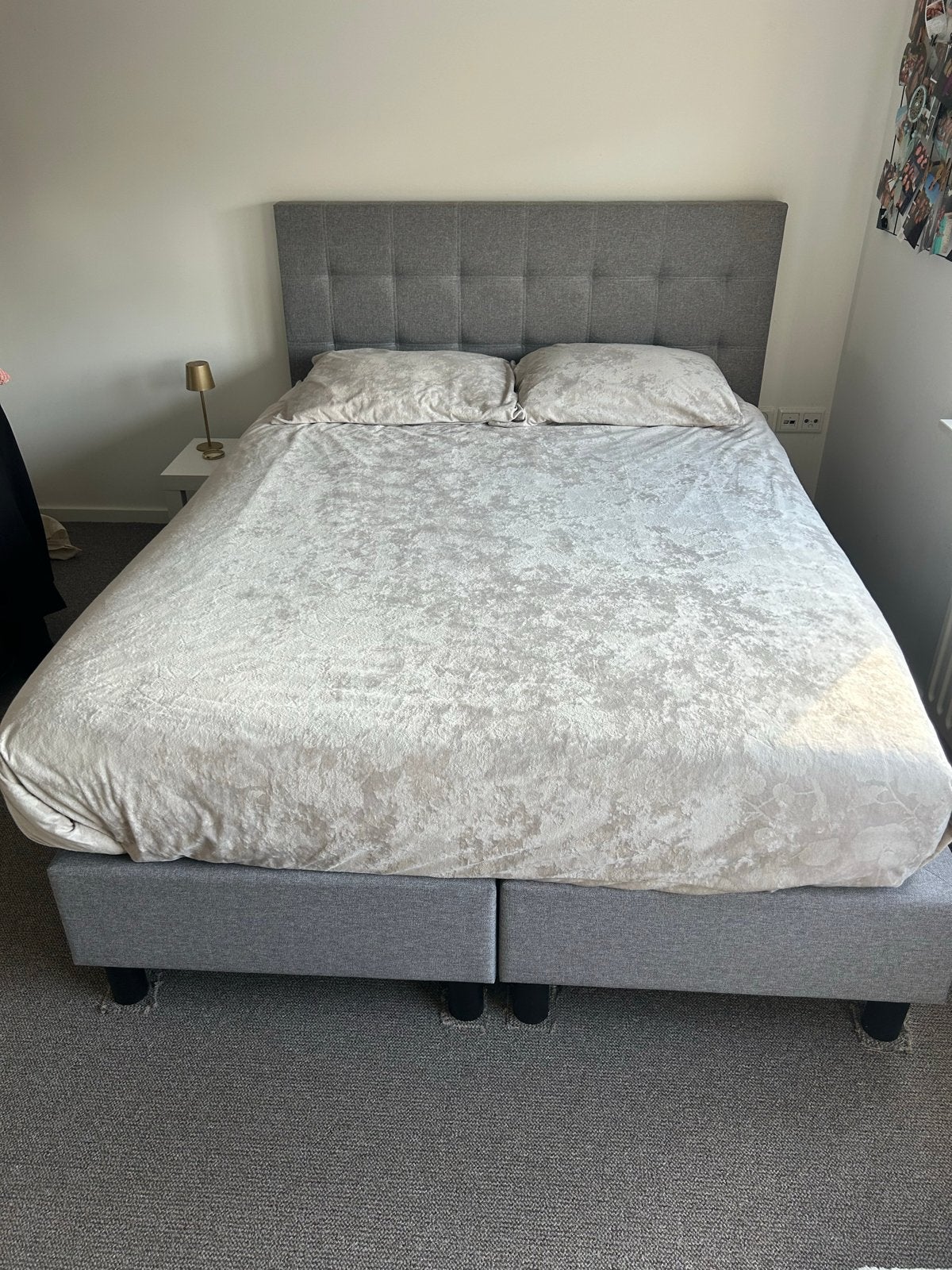 Tweepersoons boxspring met hoofdbord - Grijs