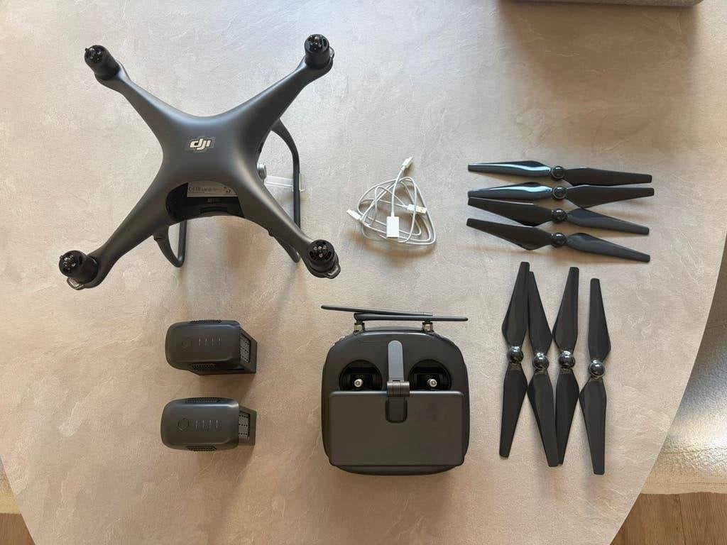 DJI Phantom 4 Pro+ Obsidian drone met 2 batterijen & 128GBSD, 30 tot 45 minuten, Nieuw, Ophalen of Verzenden, DJI
