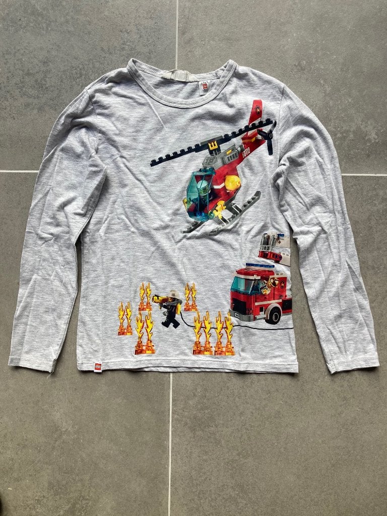 Lego City brandweer shirt lange mouw grijs maat 134-140, Kinderen en Baby's, H&M, Ophalen of Verzenden, Zo goed als nieuw, Shirt of Longsleeve