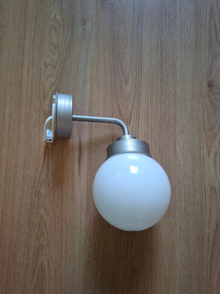 Ikea muurlamp, perfect voor badkamer of toilet, Huis en Inrichting, Lampen | Wandlampen, Ophalen of Verzenden, Gebruikt, Glas