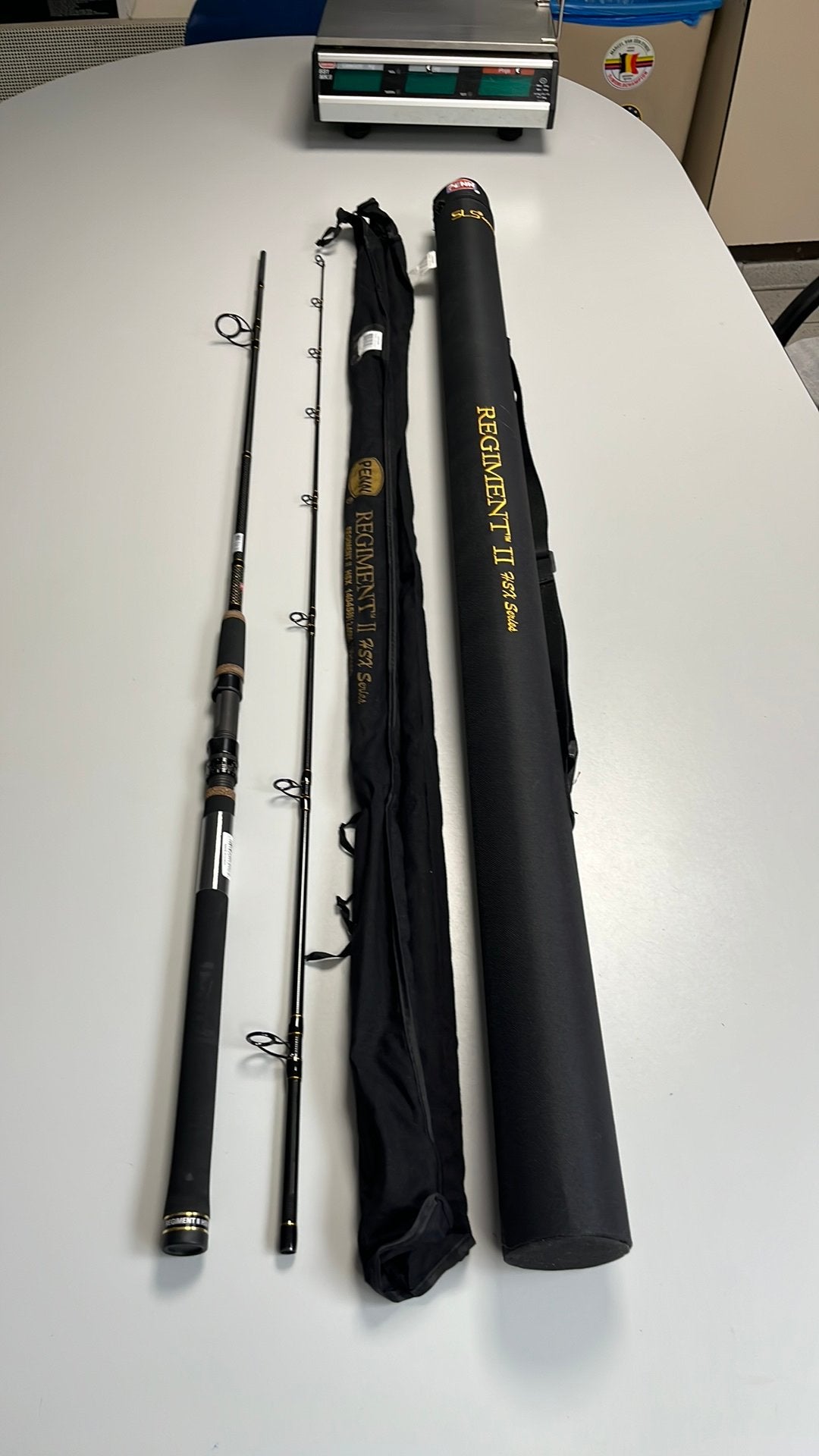 Penn Regiment 2 HSX Series 2,40 meter, Watersport en Boten, Ophalen of Verzenden, Zo goed als nieuw, Werphengel