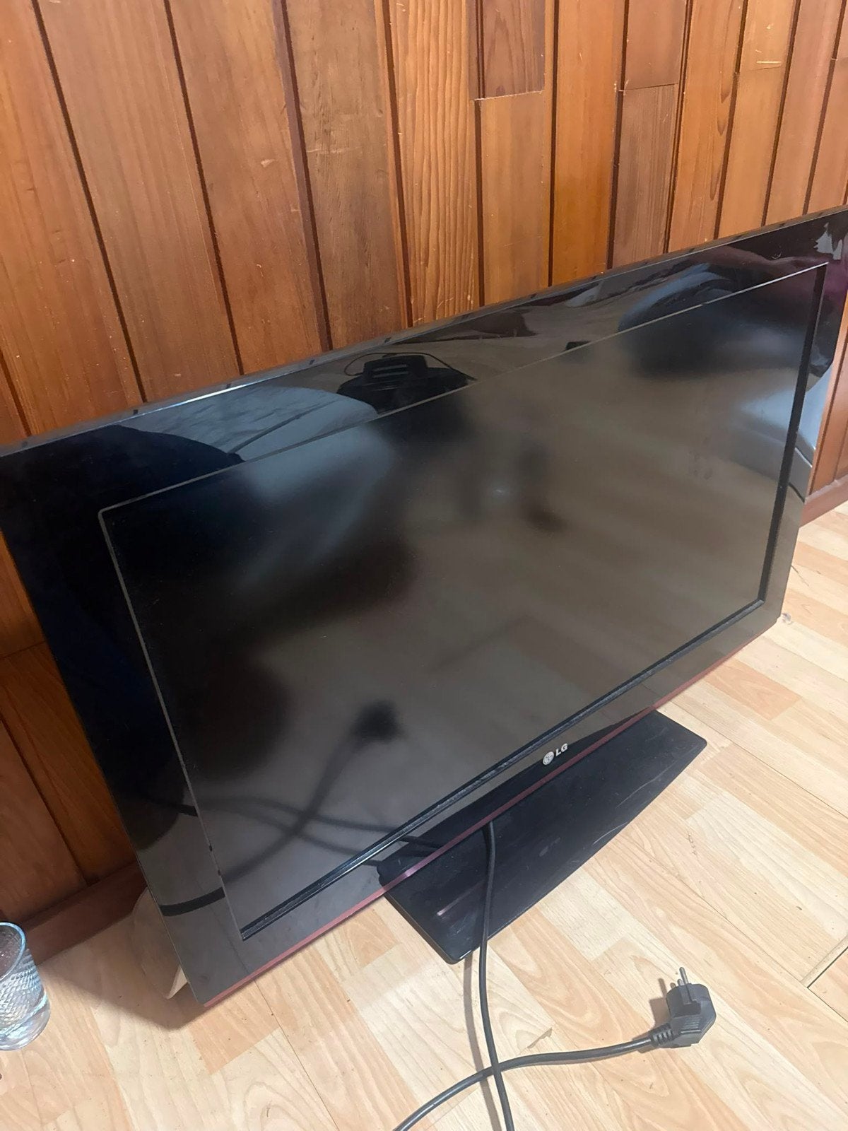 LG 32LD350 LCD TV - 81 cm (32 inch) - Alleen ophalen, Audio, Tv en Foto, Televisies, Ophalen, Gebruikt, 80 tot 100 cm, LG