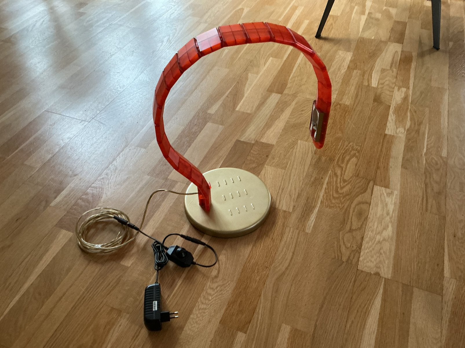 Te loop tafellamp van het mooie merk TOBIAS GRAU, Huis en Inrichting, Oranje, Ophalen, Zo goed als nieuw