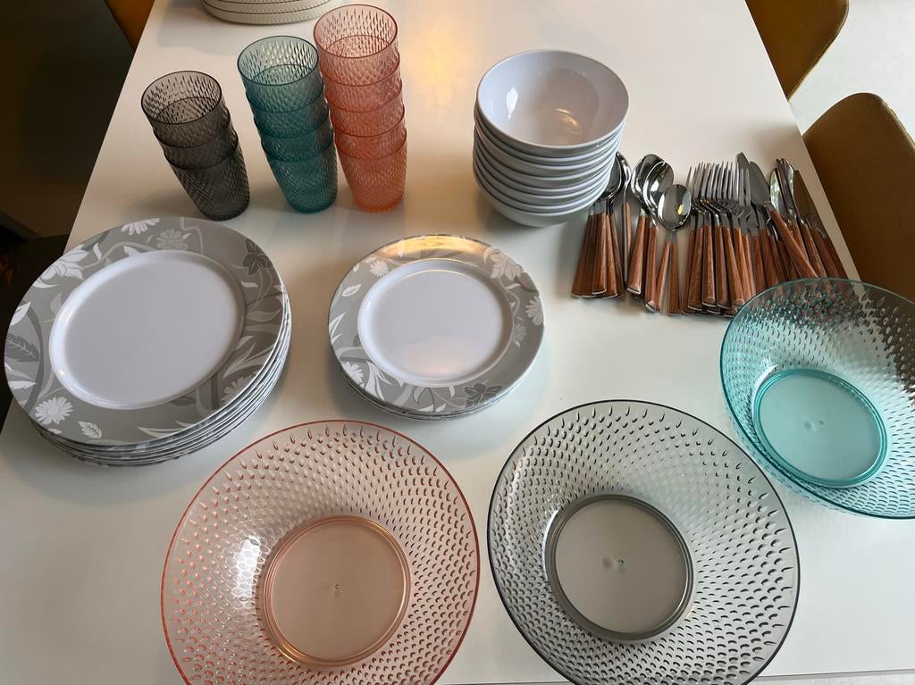 Compleet Servies voor Camping - Bestek, Borden, Kommen, Glaz, Ophalen, Overige materialen, Zo goed als nieuw, Overige stijlen