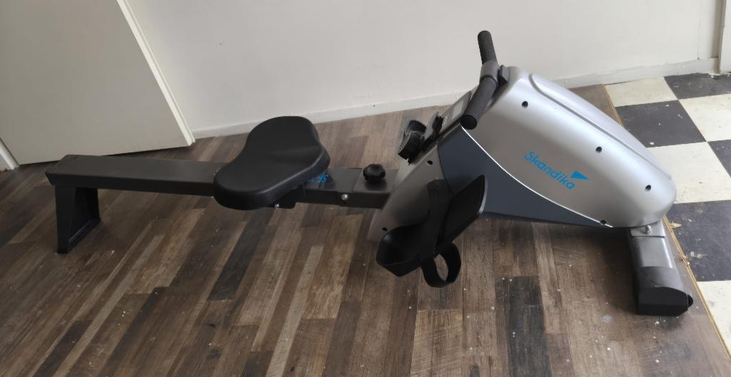 Hometrainer roeien, Sport en Fitness, Fitnessapparatuur, Ophalen, Zo goed als nieuw, Roeitrainer, Benen