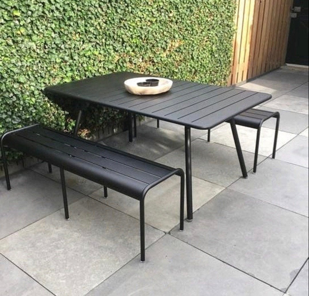 Nieuwe fermob Luxembourg zwart/liquorice tafel en 2 banken, Ophalen, Nieuw