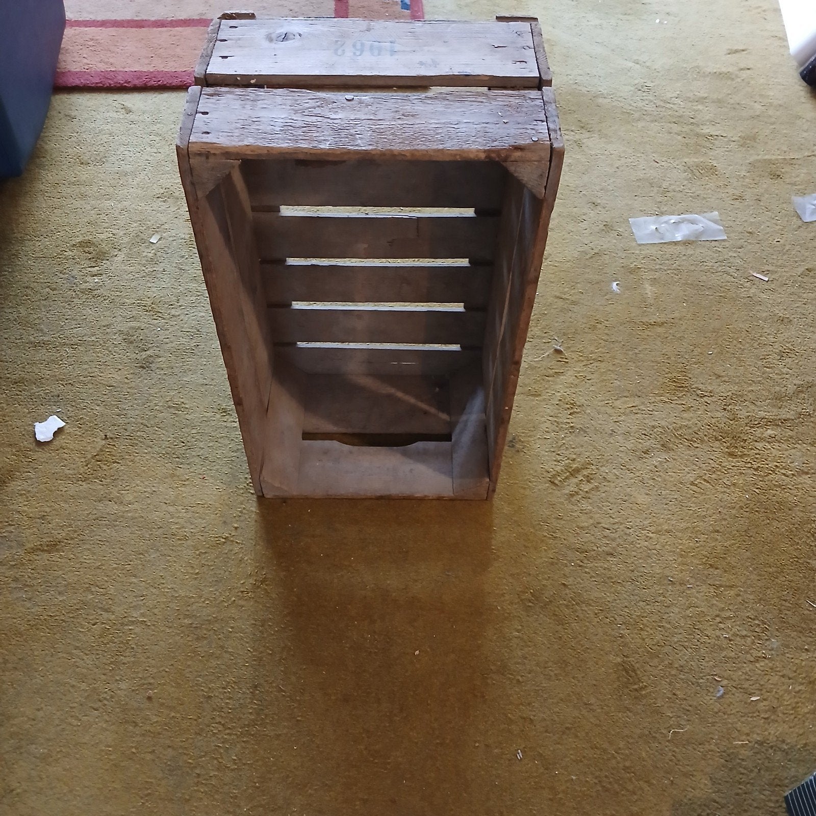 Vintage houten veilingkist "Ons Belang" uit 1962, Ophalen