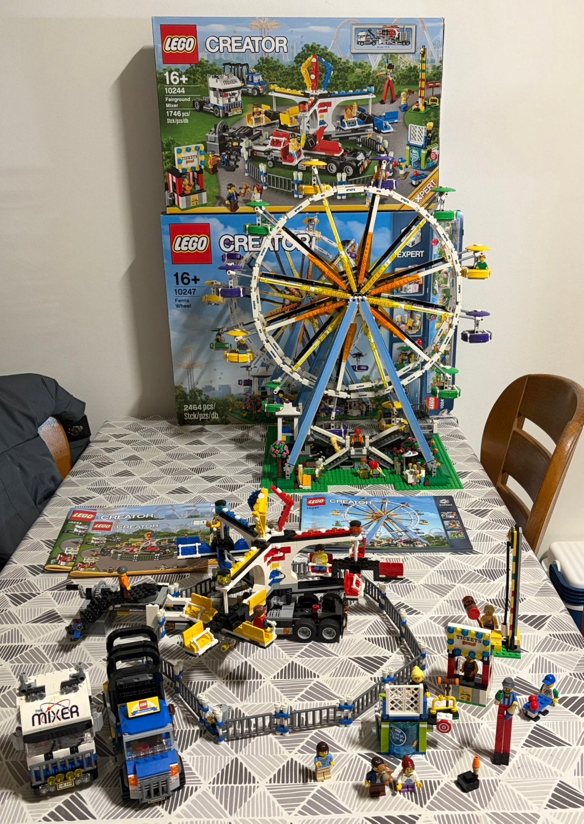 Lego sets 10244 Kermis mixer + 10247 Reuzenrad incl. dozen, Compleet, Lego, Ophalen of Verzenden, Zo goed als nieuw