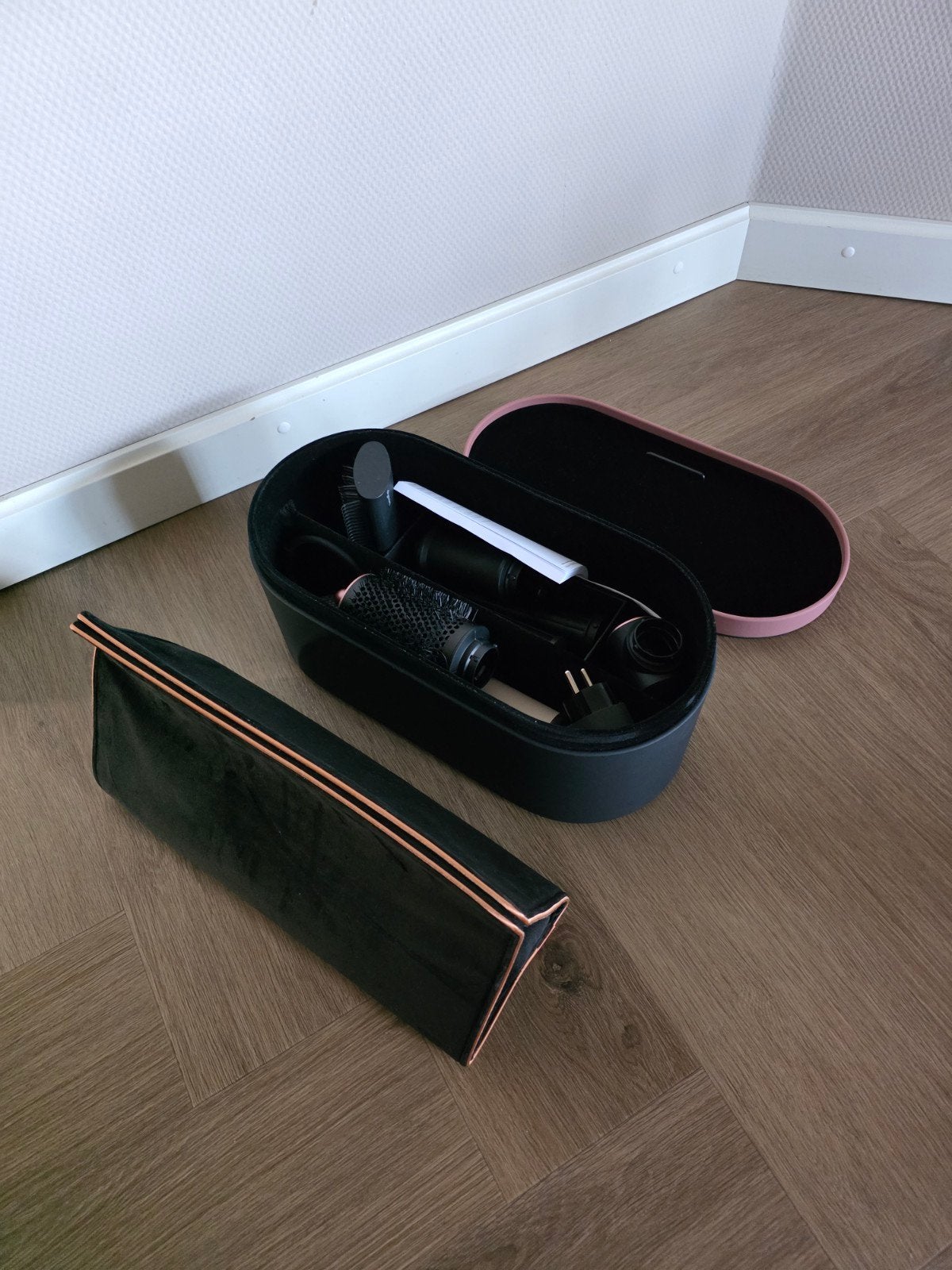 ++ Dyson AirWrap, compleet ++, Sieraden, Tassen en Uiterlijk, Uiterlijk | Haarverzorging, Ophalen of Verzenden, Zo goed als nieuw