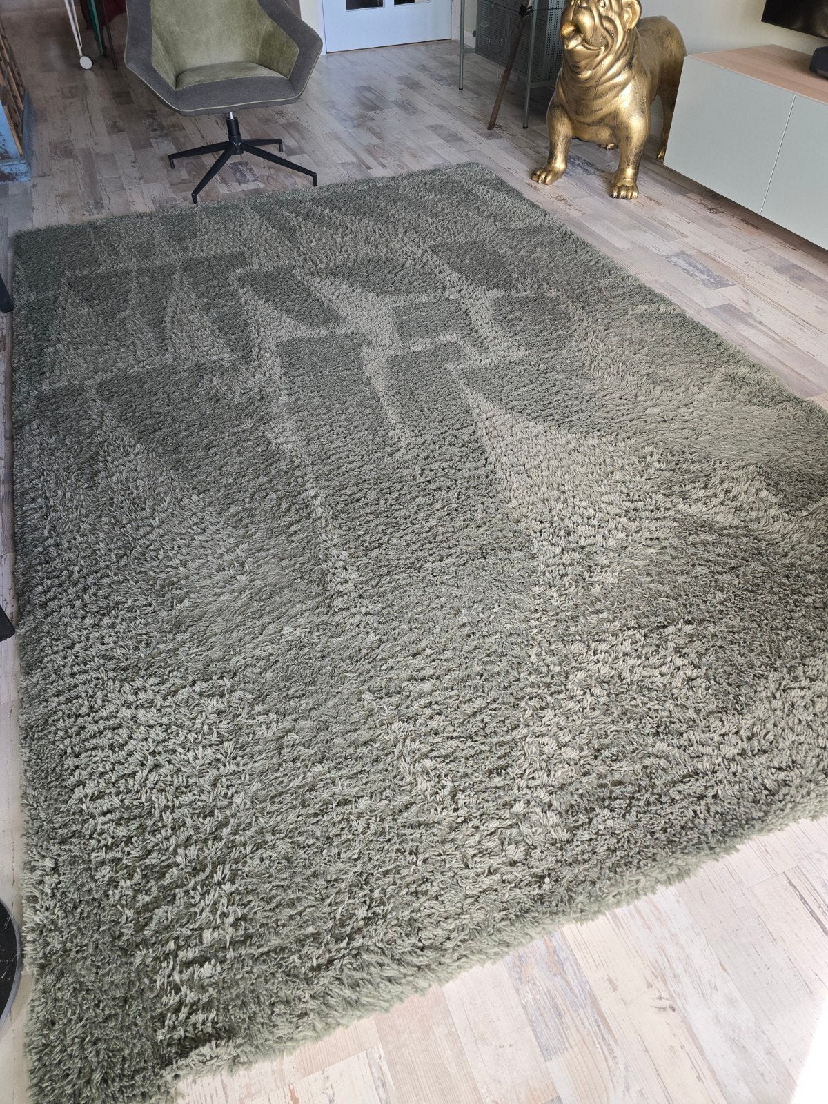 Vloerkleed hoogpolig 2mt x 3 mt moet zsm weg!, Ophalen, Zo goed als nieuw, Groen